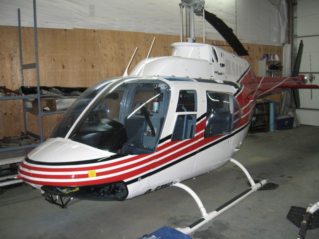 салон вертолета Bell 206B Jet Ranger